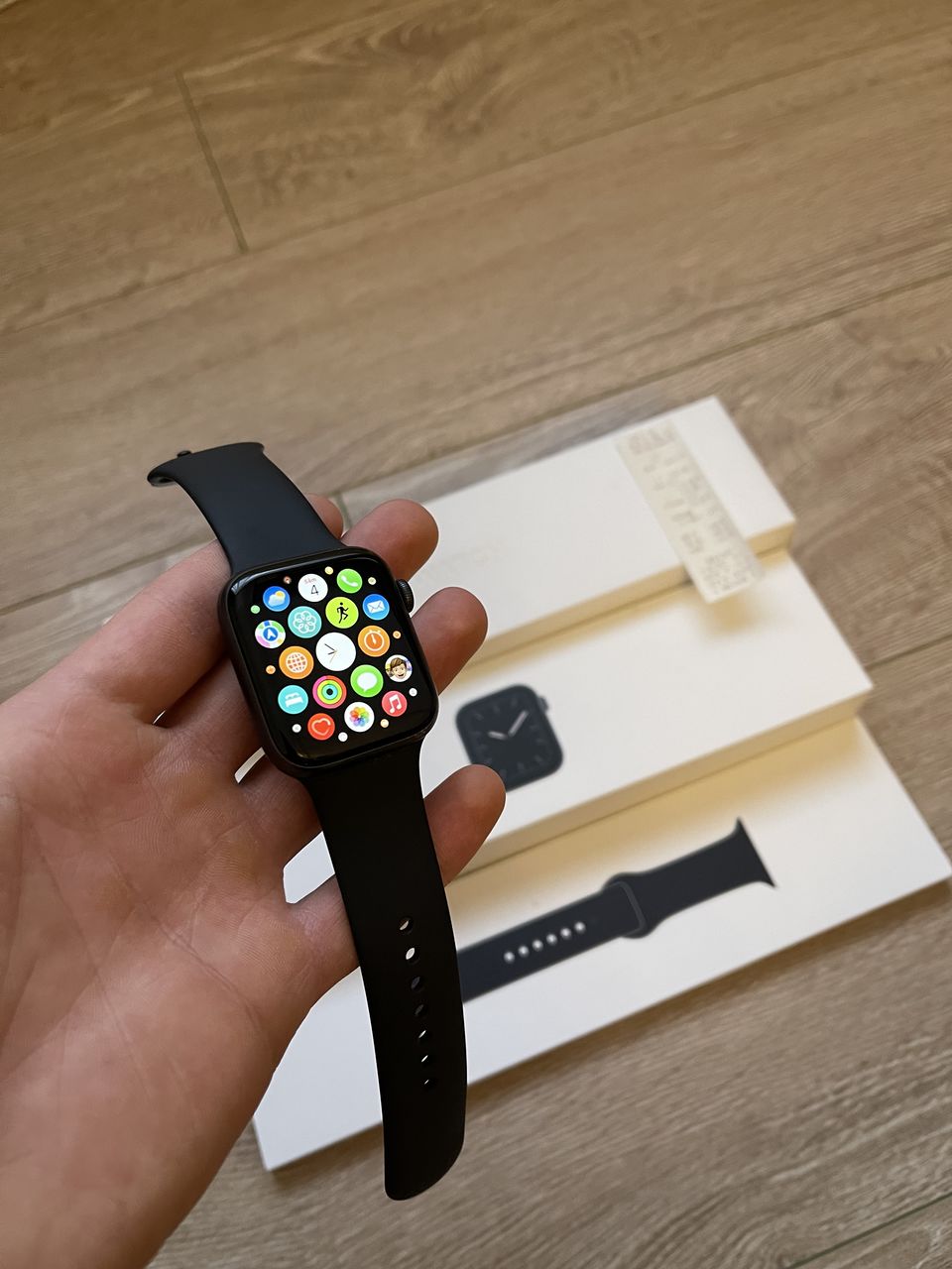 Apple Watch Seria 5 / 44mm, GPS