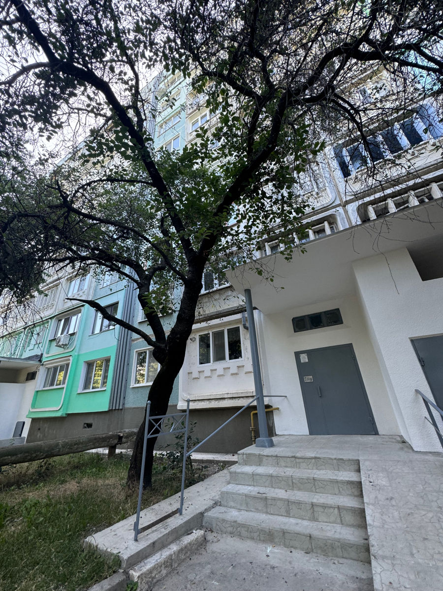 2-х комнатная квартира, 55 м², 10 квартал, Бельцы