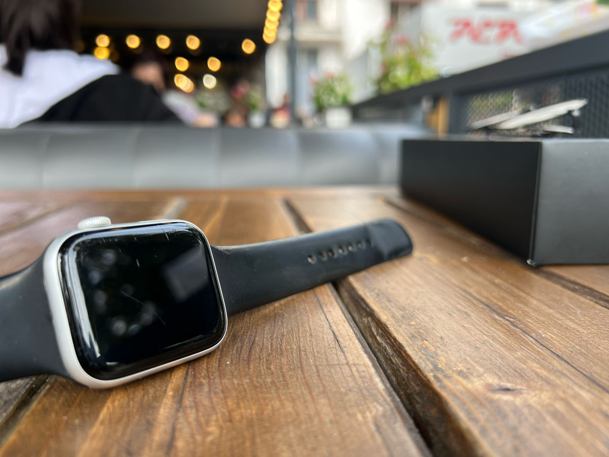 Apple Watch 4 44mm Nike + series 4