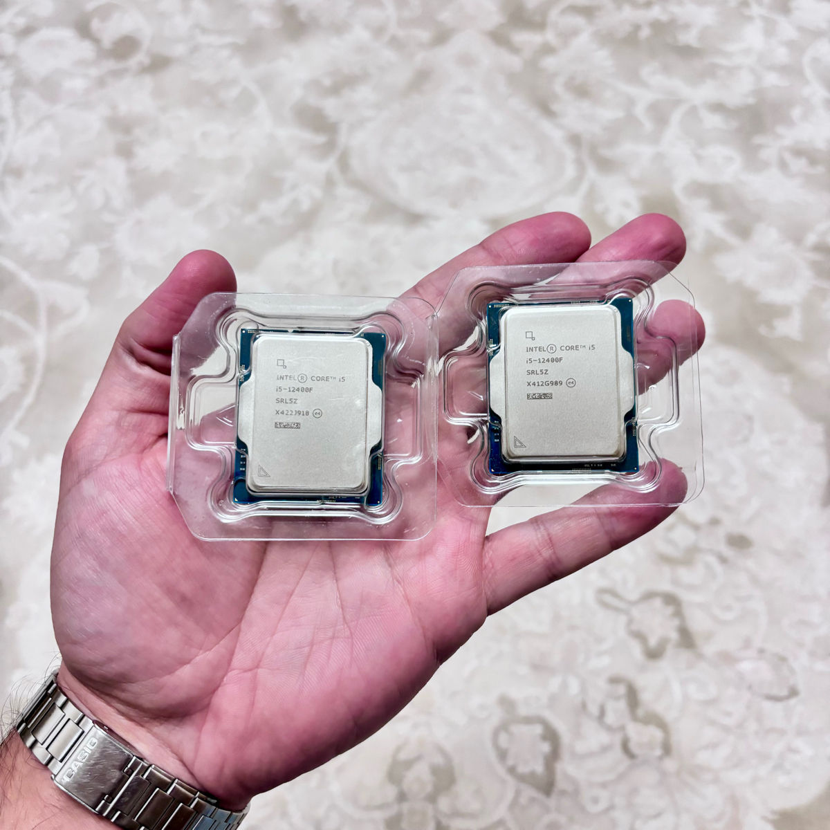 Ryzen 9 5900X Ryzen 9 3900X Ryzen 7 5700X3D Ryzen 7 5800X Ryzen 7 5700X Ryzen 7 8700F Ryzen 5 9600X  foto 12