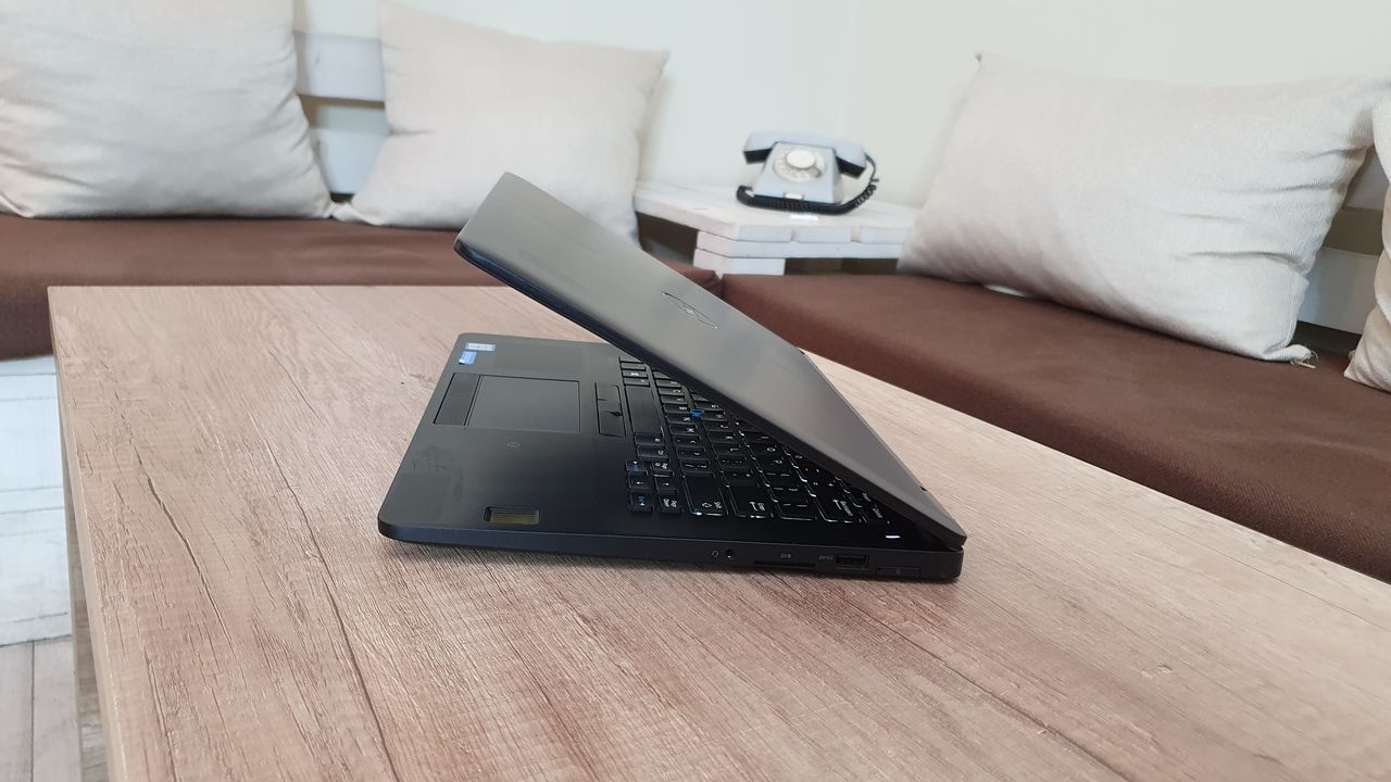 Dell E7470 (14.1" FullHD, i7 6600u, DDR4 16Gb, NVME 256Gb) foto 3