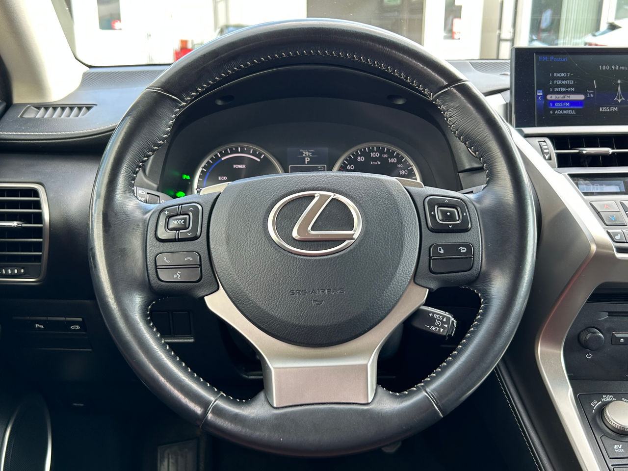 Lexus NX Series foto 9