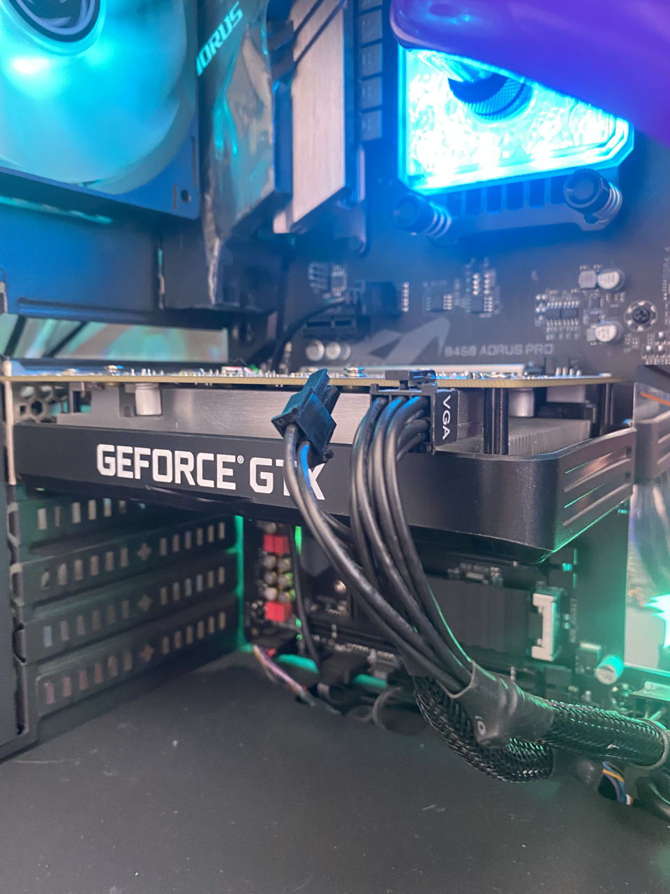 Nvidia GeForce GTX 1650 Dual OC Palit gddr6 4gb