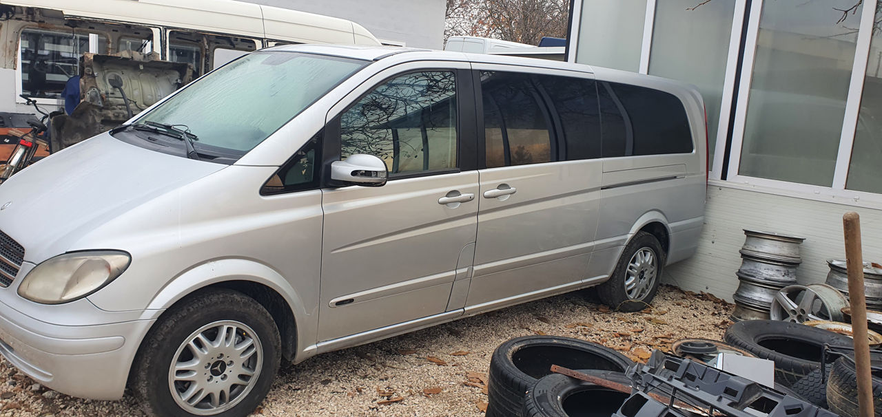 Dezmembrez Mercedes Vito( W639) foto 6
