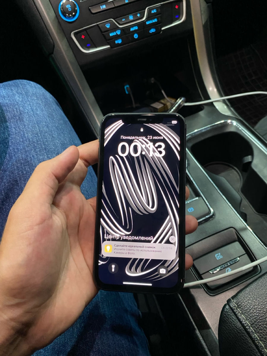 Vând IPhone 11 фото 1