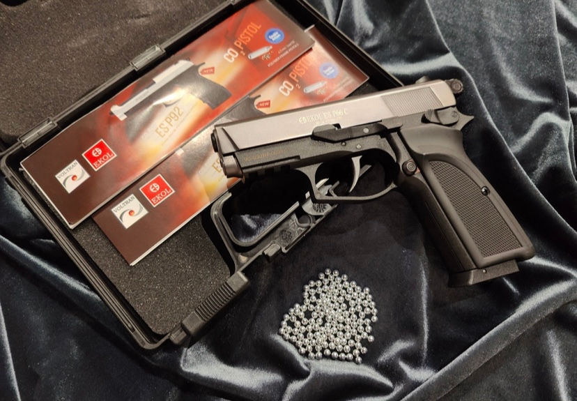 Pistol pneumatic copie Browning ! foto 0
