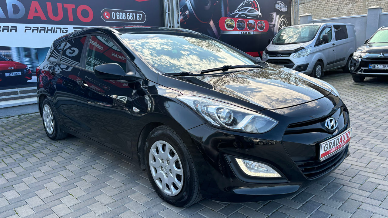 Hyundai i30 foto 1