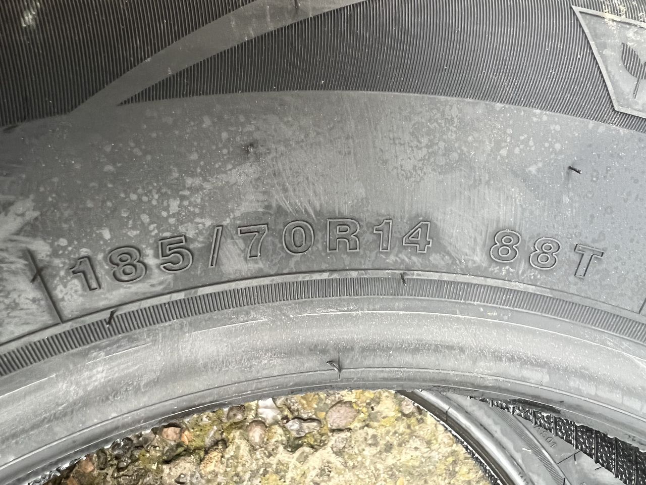 185/70 R14 Tracmax Allseason Trac saver (4 seasons)/ Доставка, livrare toata Moldova foto 5