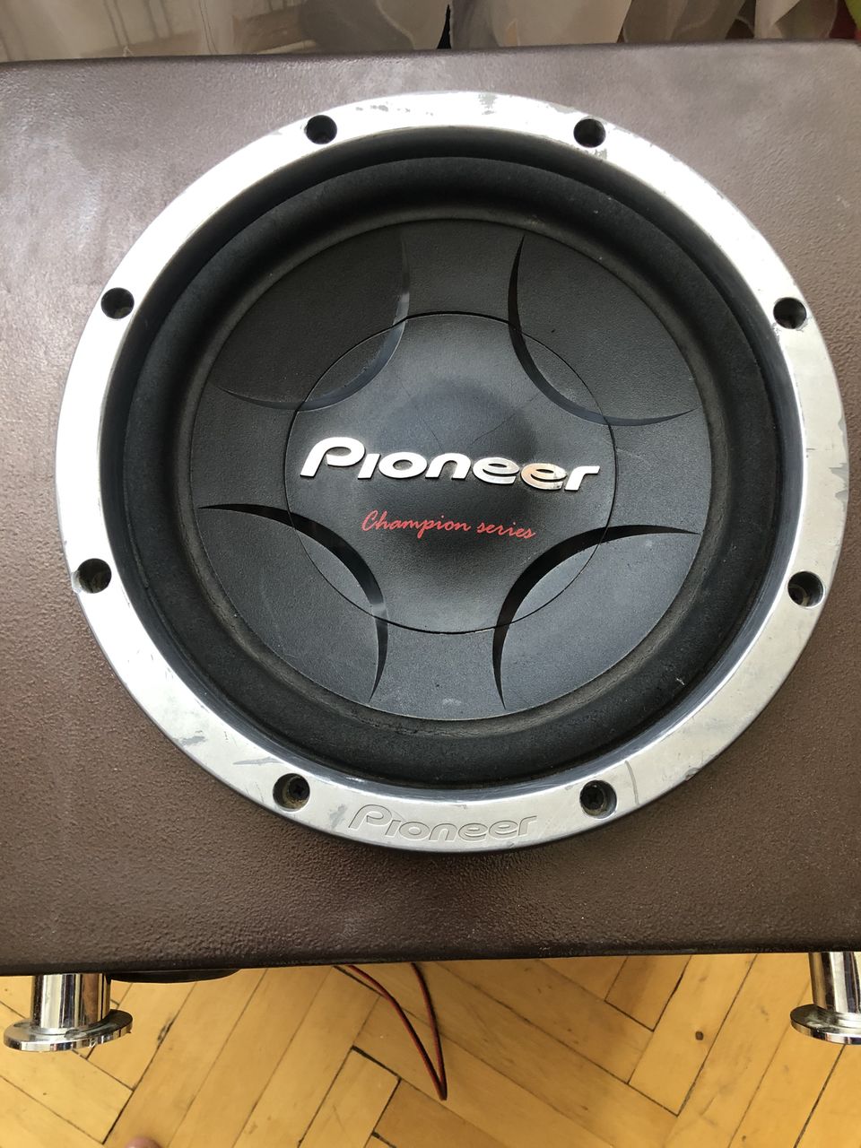 Сабвуфер Pioneer