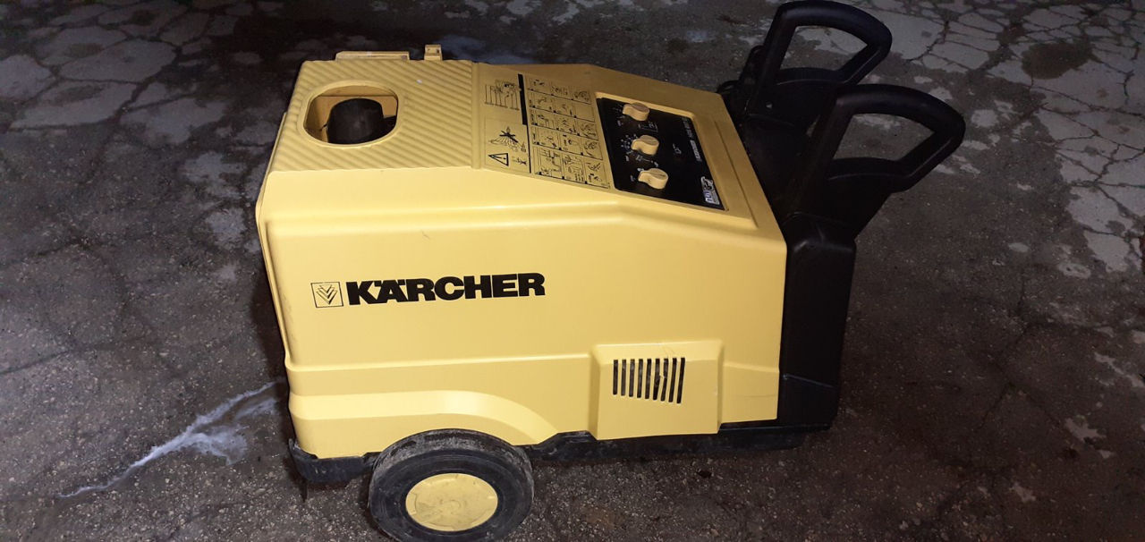 Karcher HDS 697 CI. Karcher HD 650 profi line. K 5.20. K 7.20. foto 7