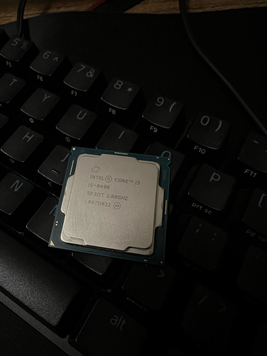 Intel core i5 8400