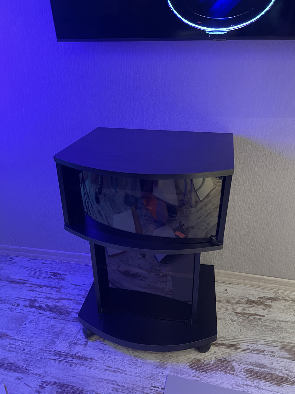 Тумба под ТВ