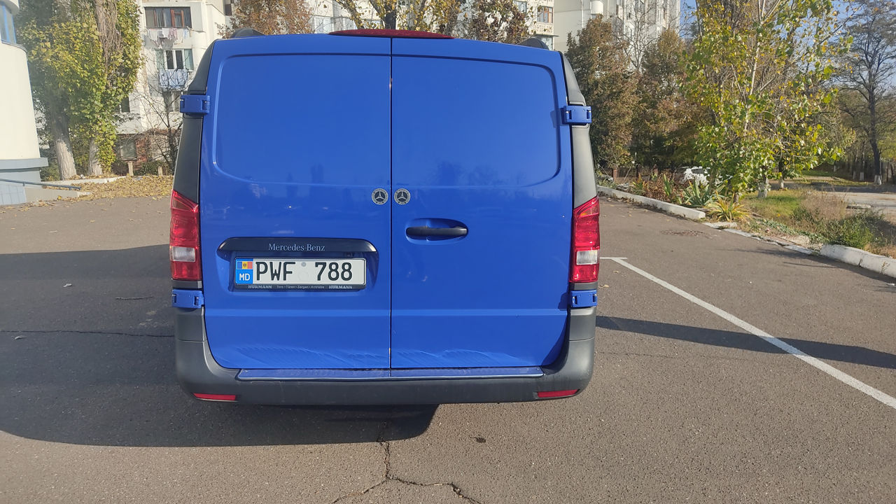 Mercedes Vito foto 2