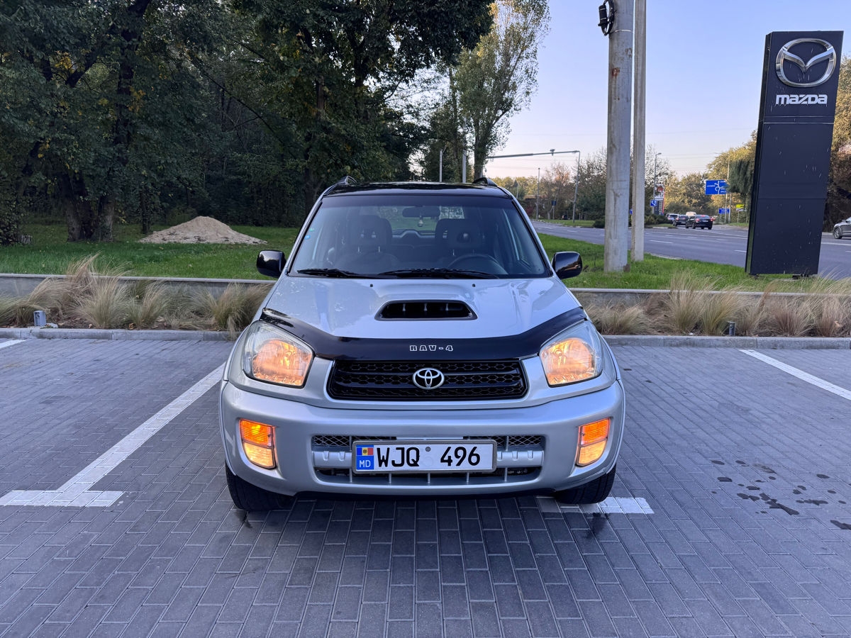 Toyota Rav 4 фото 8