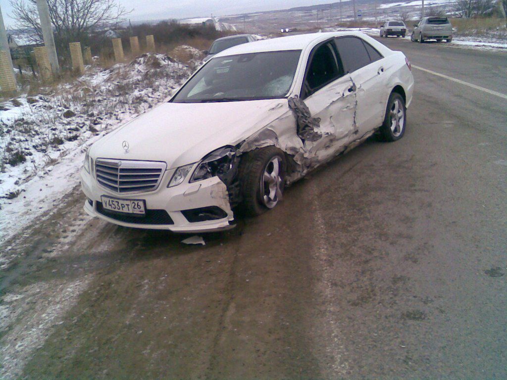 Mercedes E Class foto 2