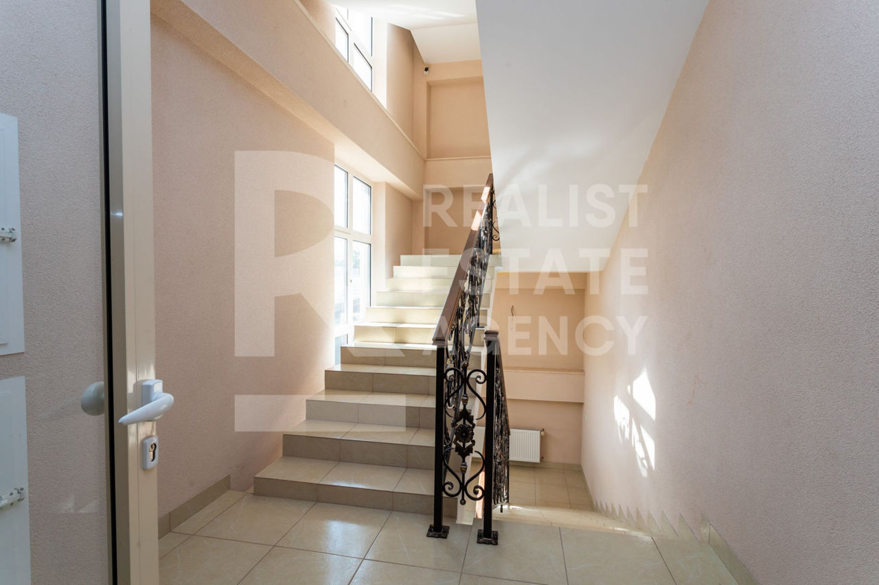 Apartament cu 3 camere, 134 m², Botanica, Chișinău foto 9