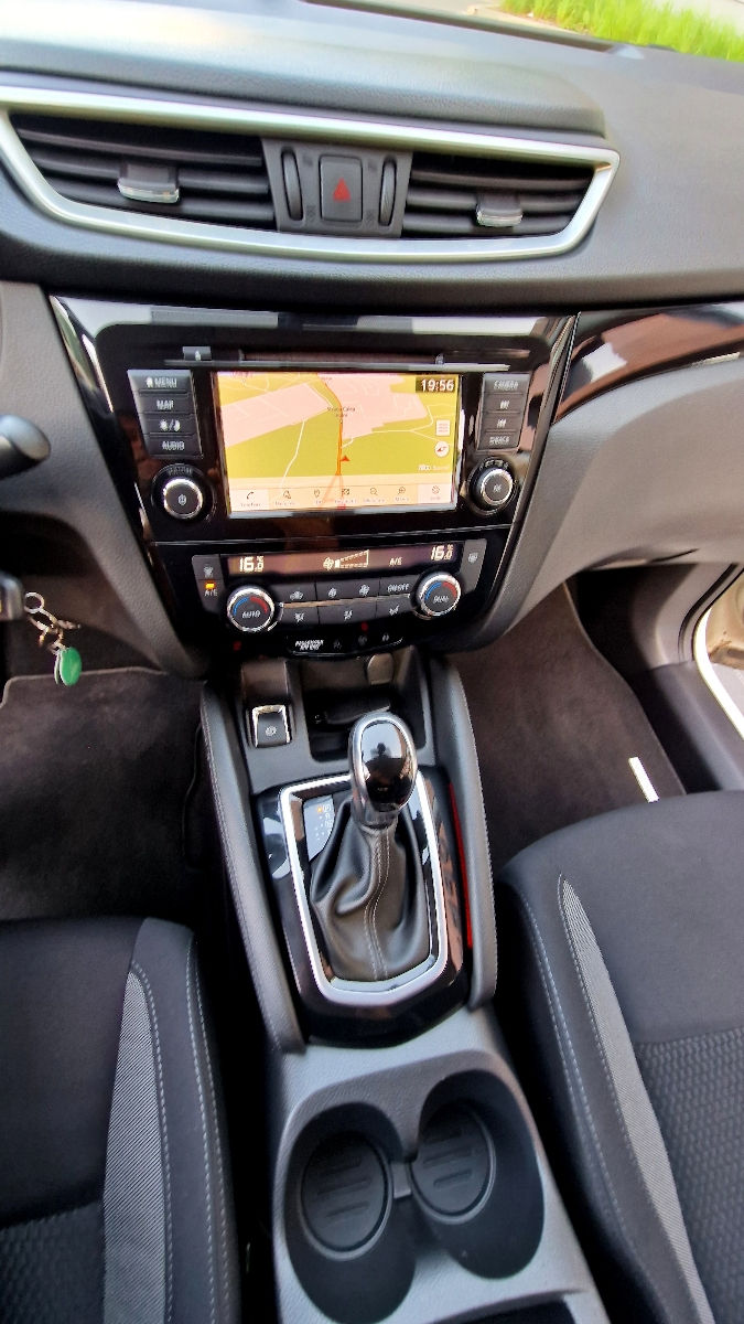 Nissan Qashqai foto 12