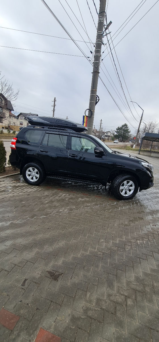 Toyota Land Cruiser Prado фото 2