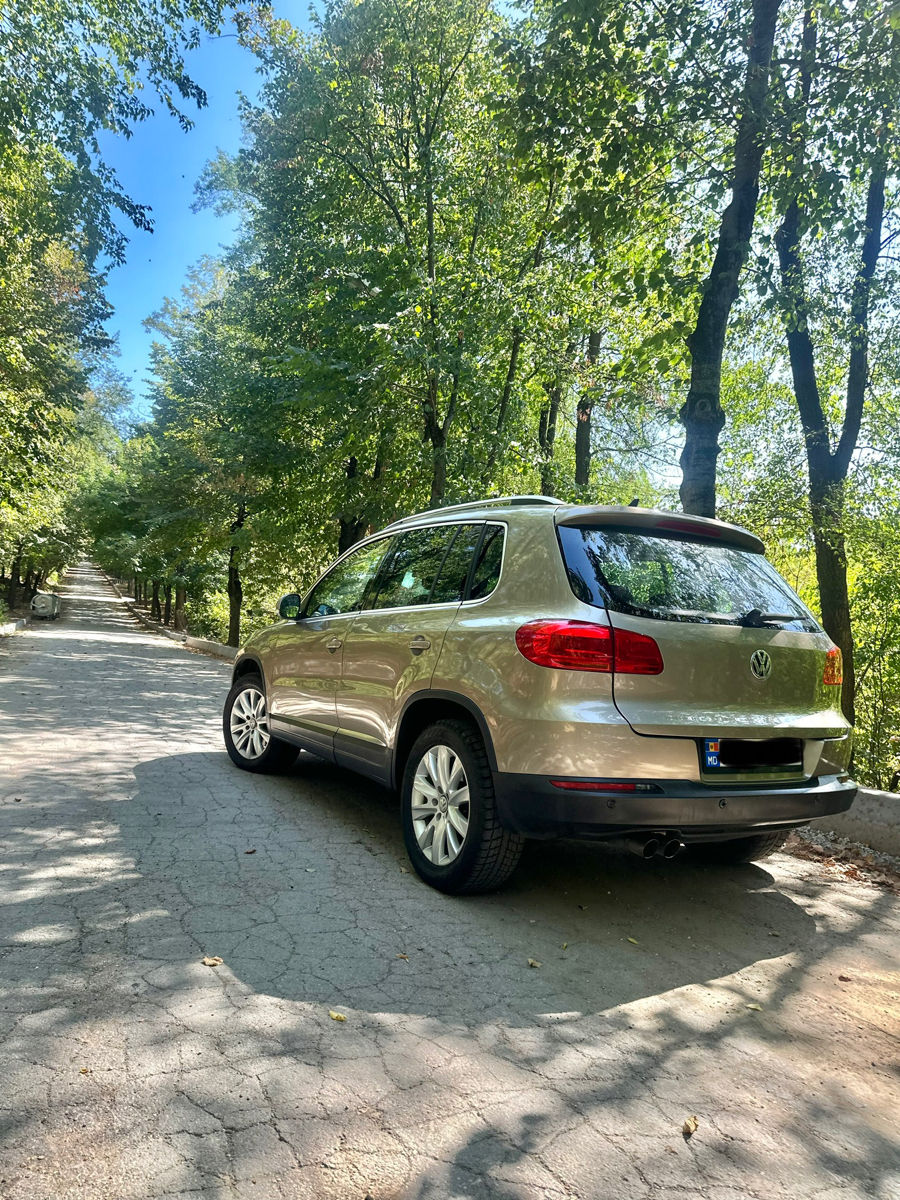 Volkswagen Tiguan foto 1