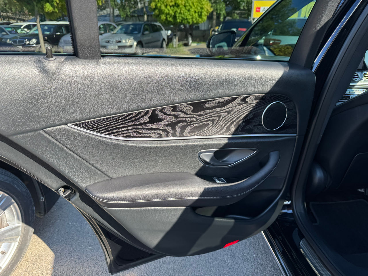 Mercedes E-Class foto 9
