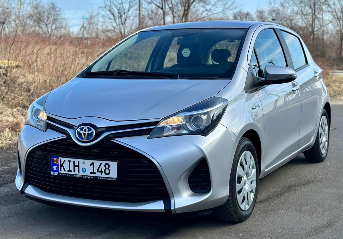 Toyota Yaris foto 1