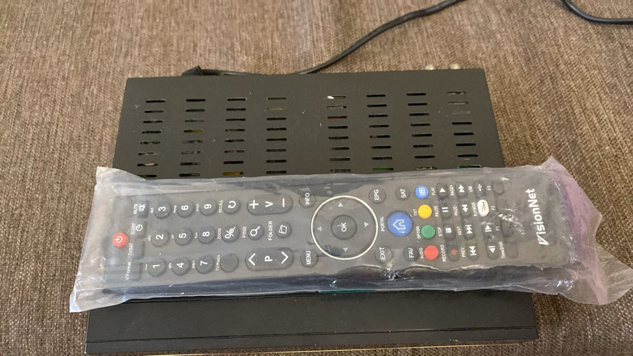 Golden Media Spark Reloaded HD Satellite Tuner - 150lei  foto 3