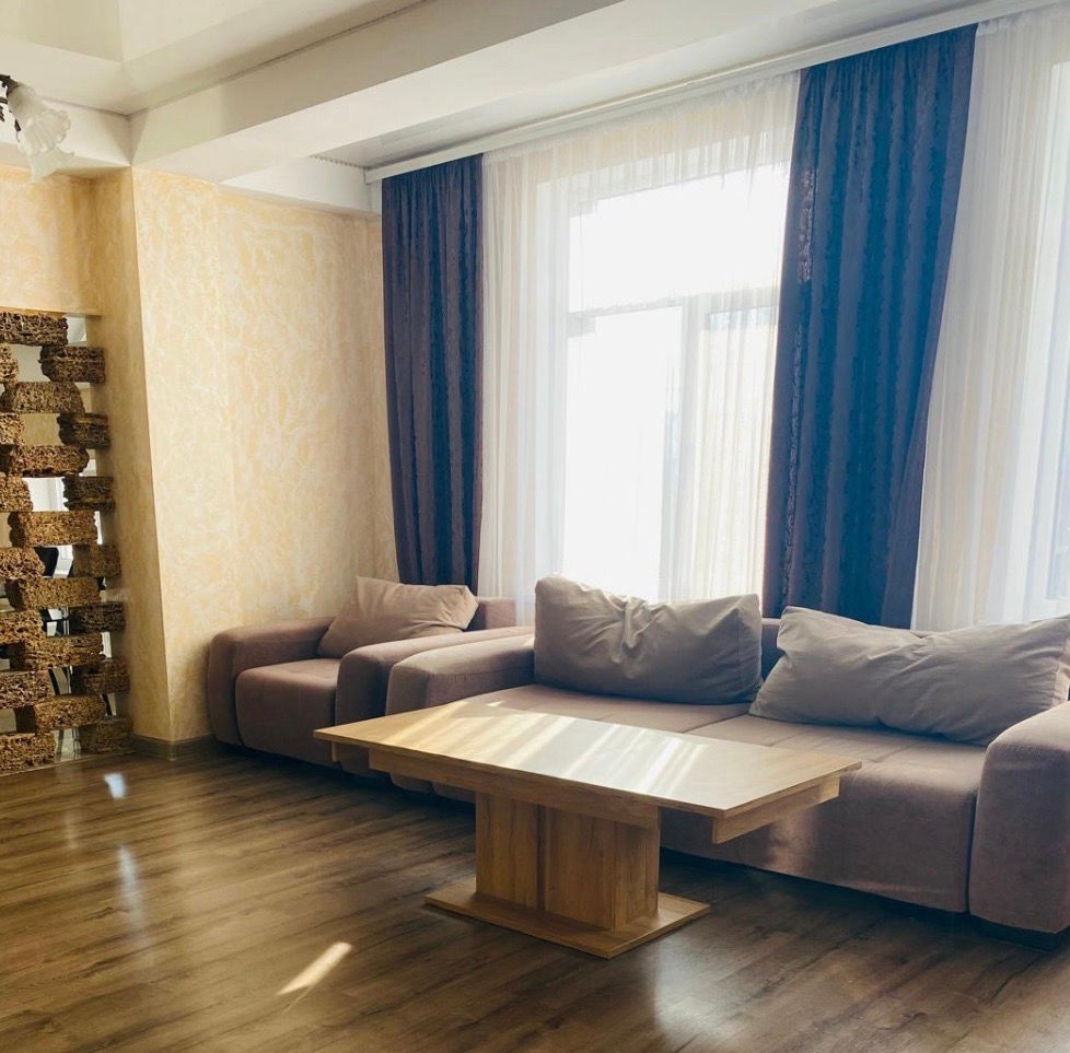 Apartament cu 3 camere,  Centru,  Chișinău,  Chișinău mun. foto 0