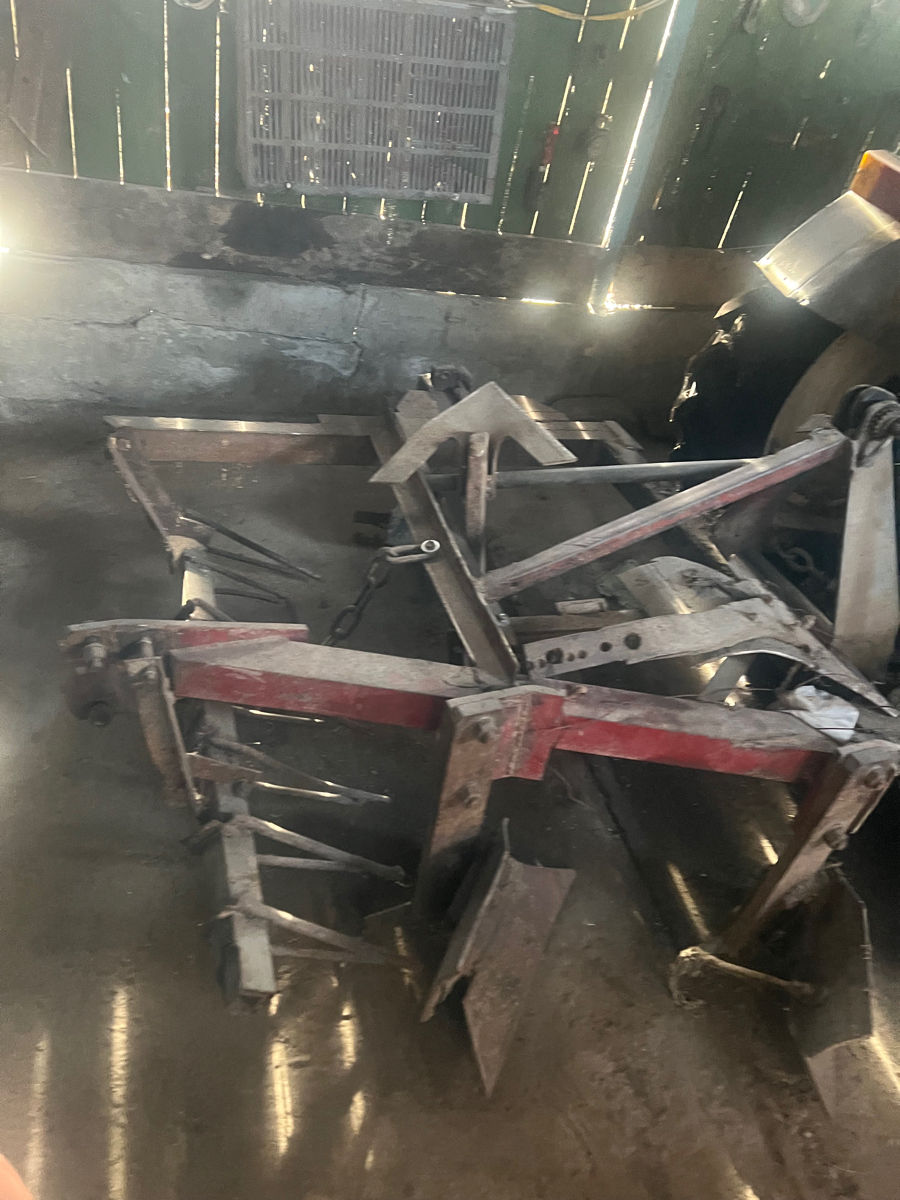 Tractorul xtz25 фото 4