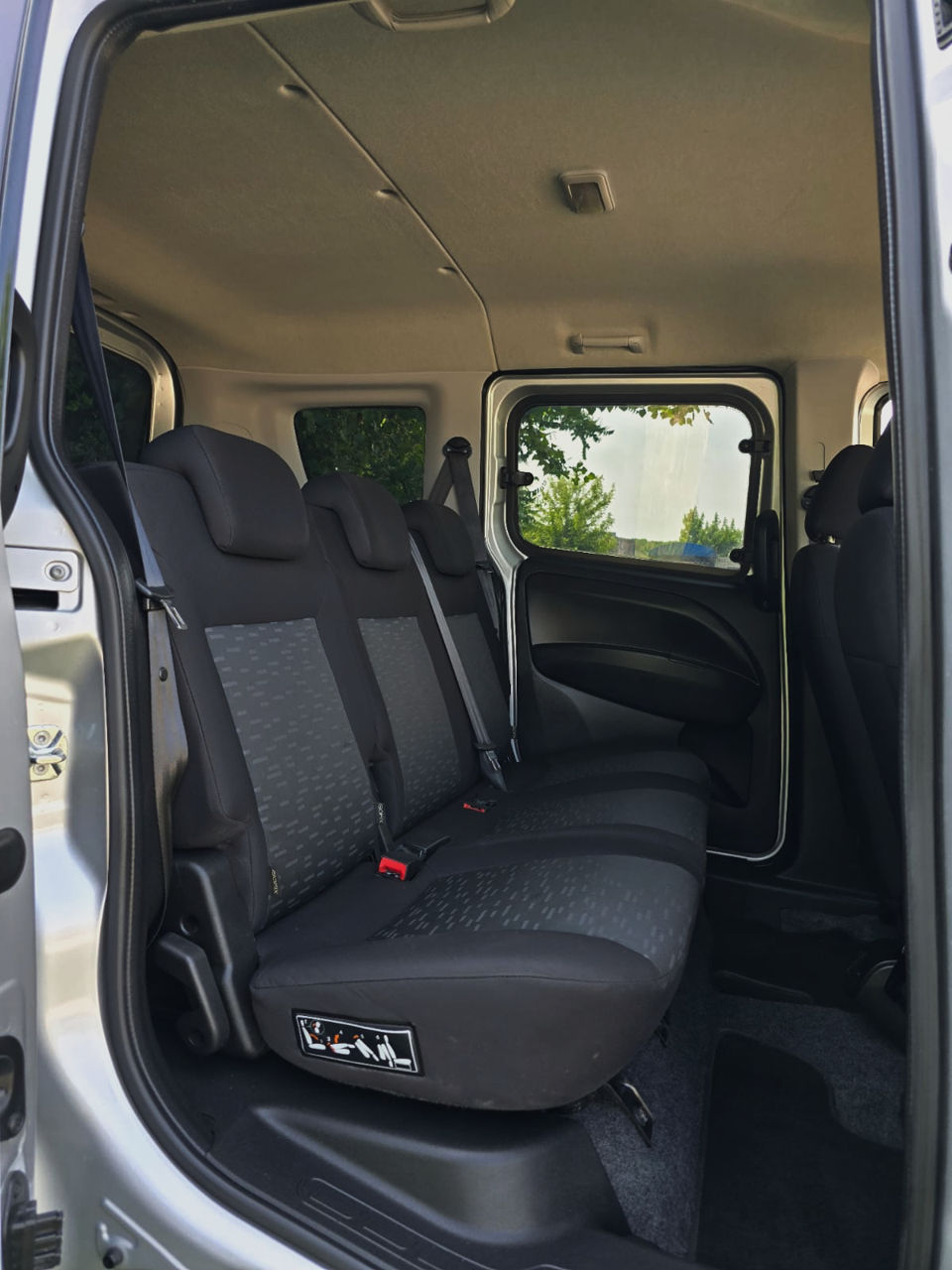 Opel Combo foto 8