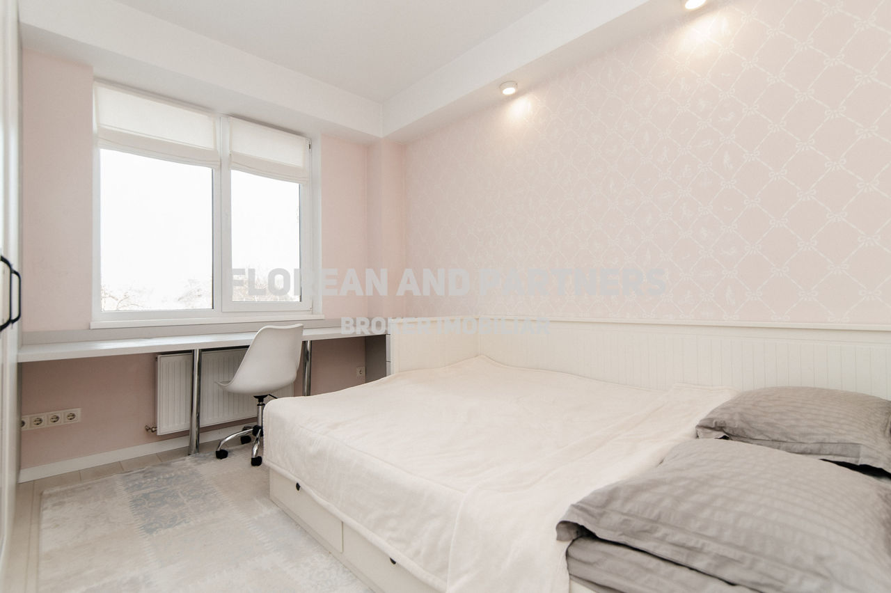 Apartament cu 2 camere, 65 m², Buiucani, Chișinău foto 12