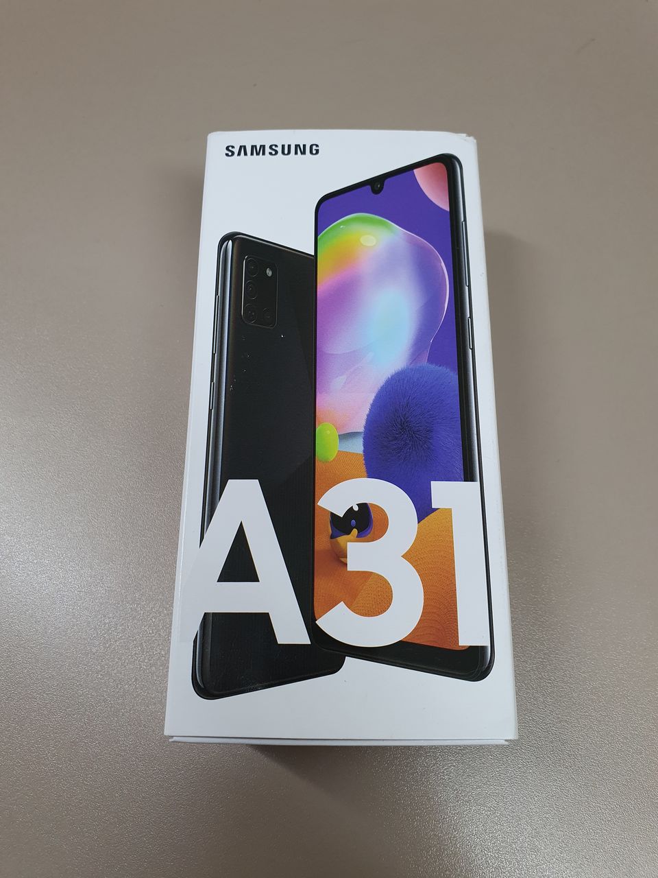 Продам новый Samsung A31 память 128 Gb цвет чёрный