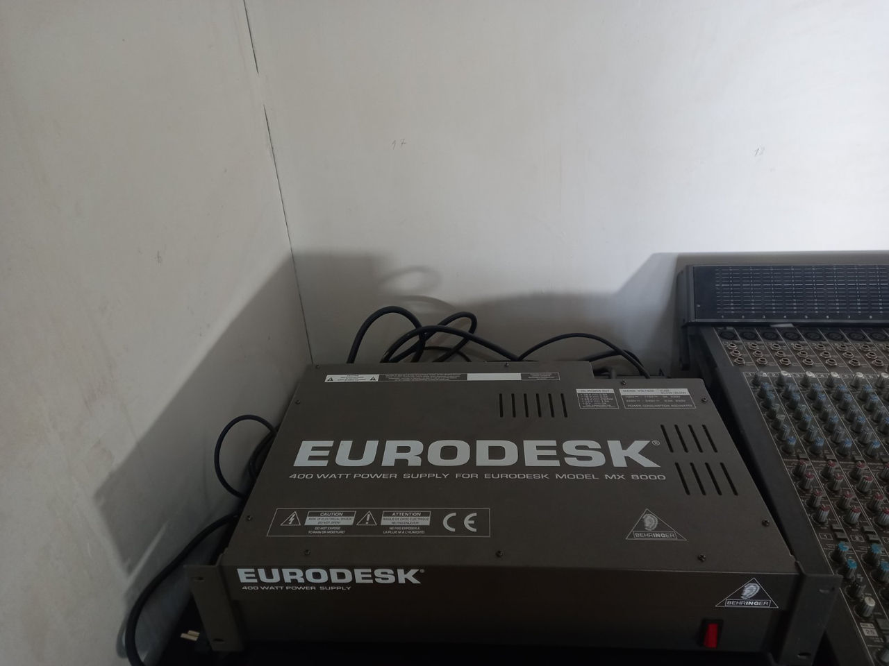 Behringer Eurodesk  BX 8000  48/24 dual input recording mixer  + Power Supply foto 1