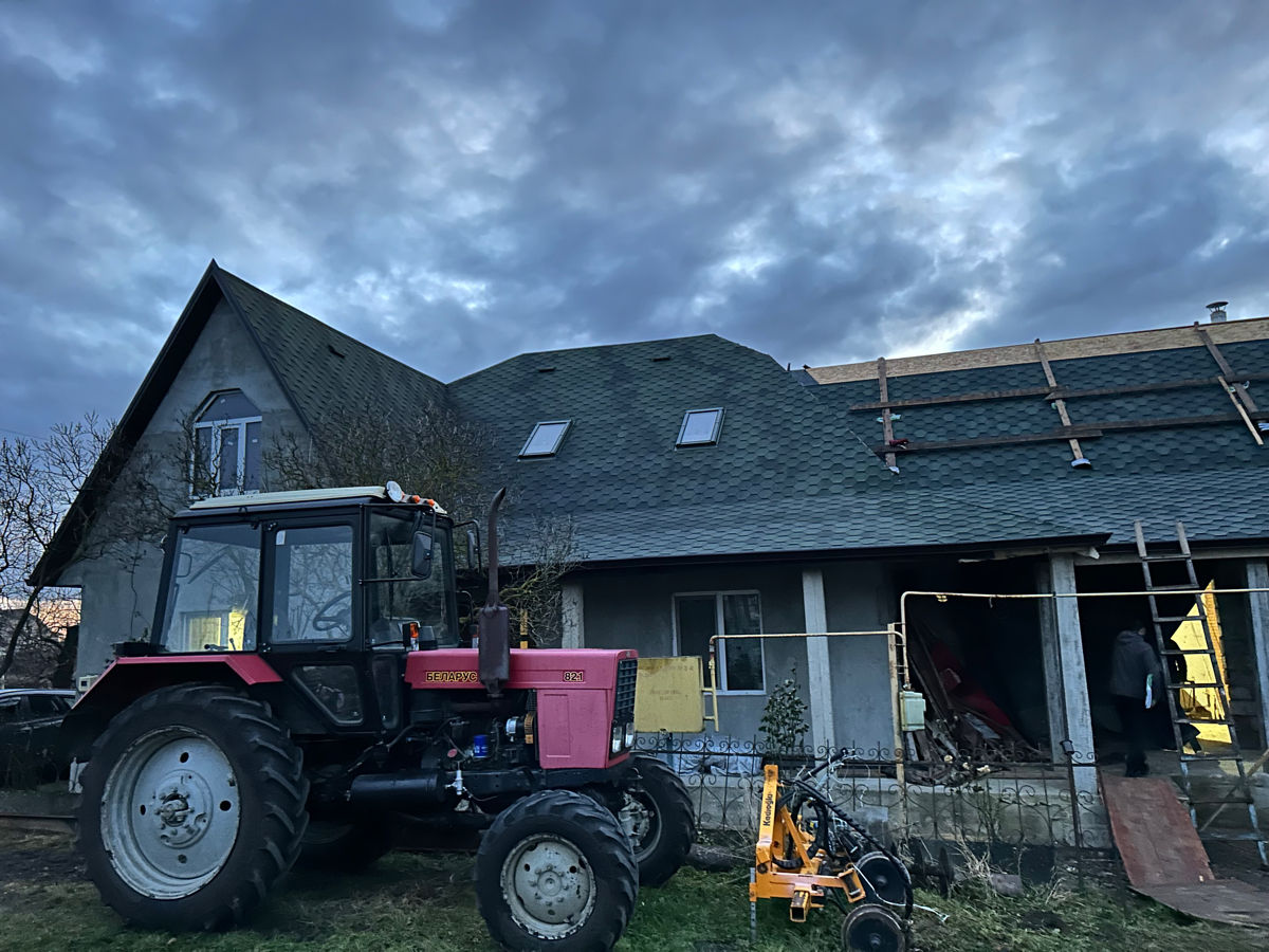 Renovam si executam acoperisuri foto 3