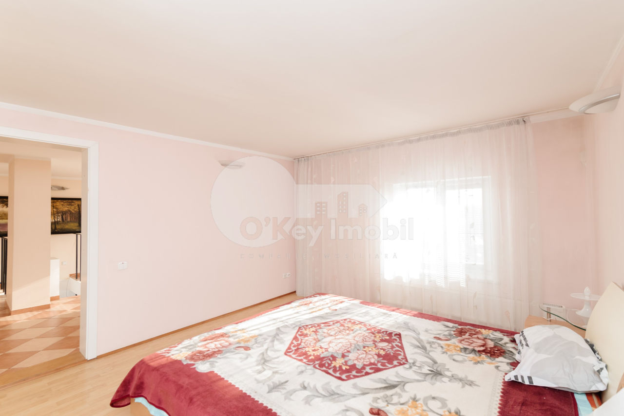 Apartament cu 3 camere, 100 m², Buiucani, Chișinău foto 14