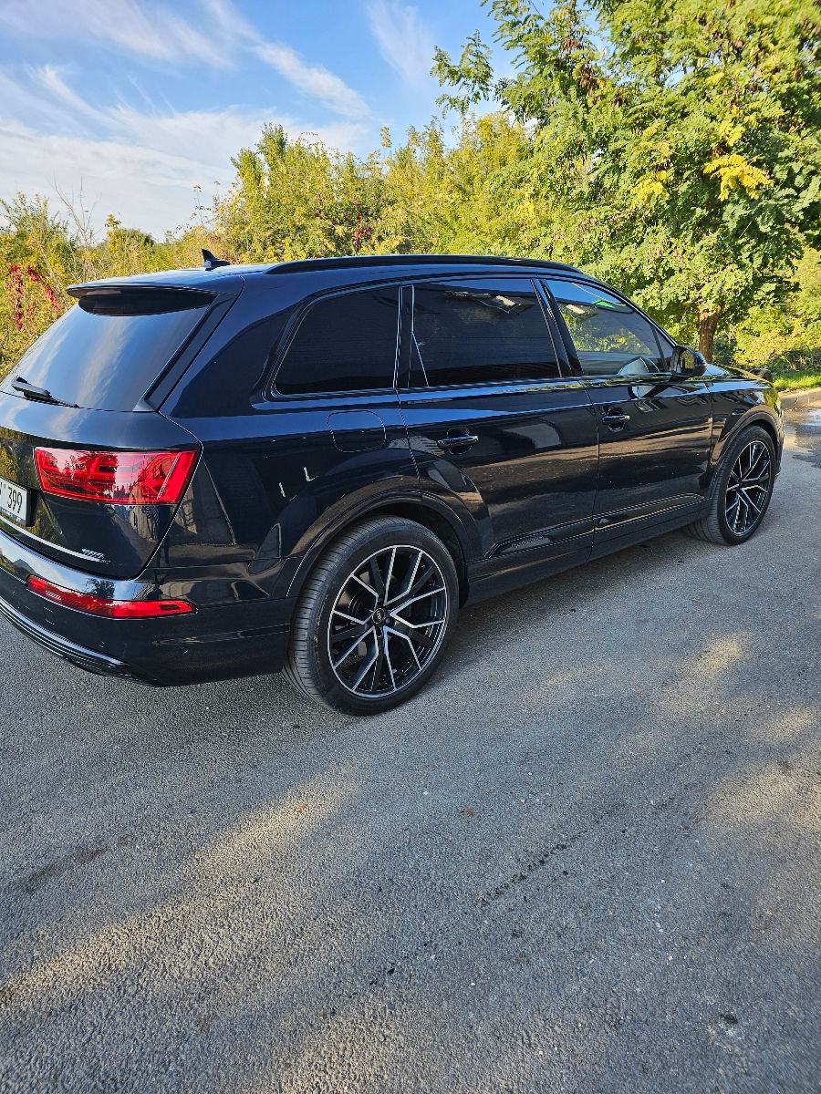 Audi Q7 e-tron foto 3