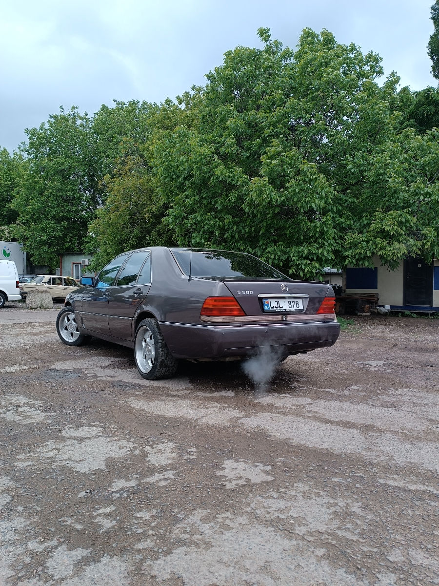 388000 Mercedes S-Class an. 1991 cu rulaj 388000 km, Gaz / Benzină (propan ...
