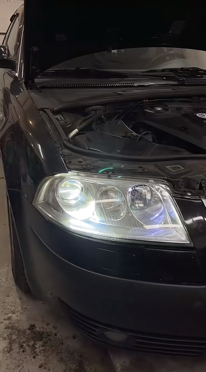 Dezmembrare Far. Schimb de sticle, instalare Biled, șlefuire sticlă sub linză. foto 4