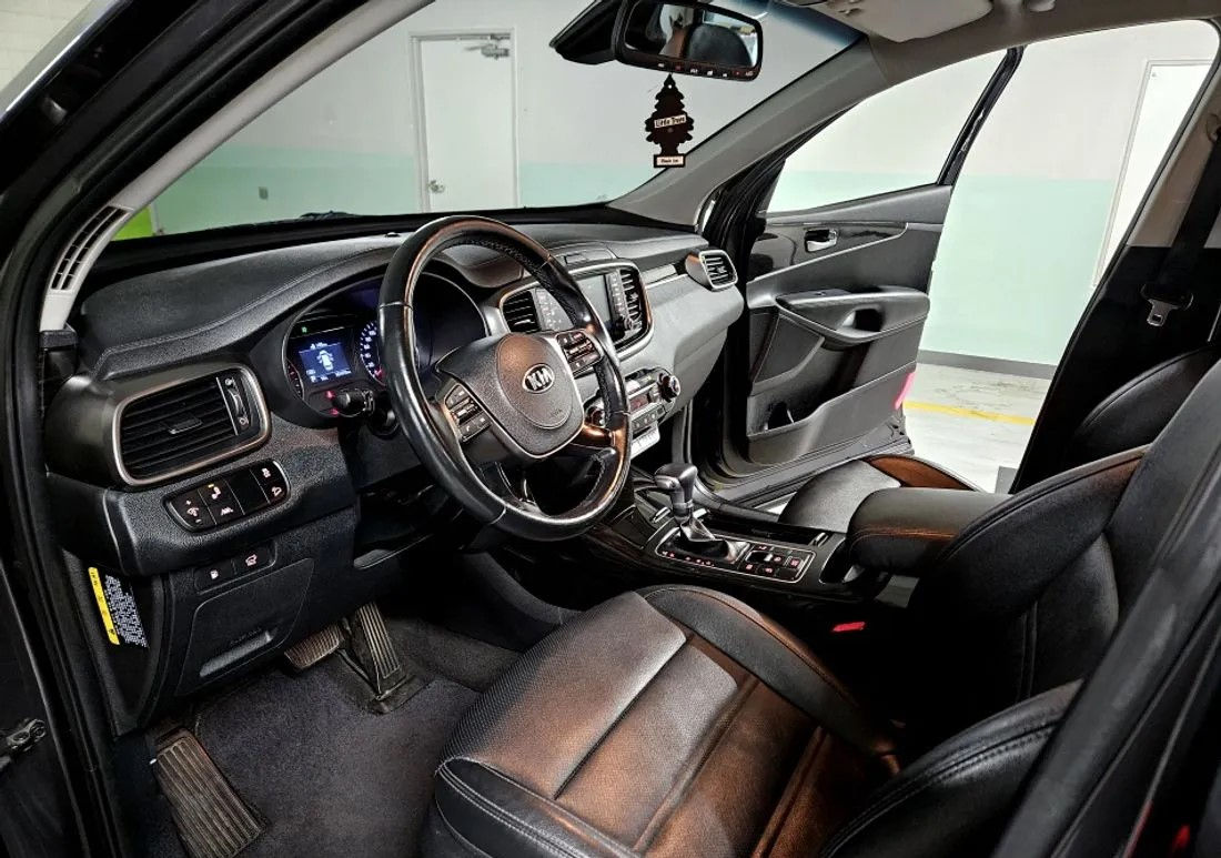KIA Sorento foto 5