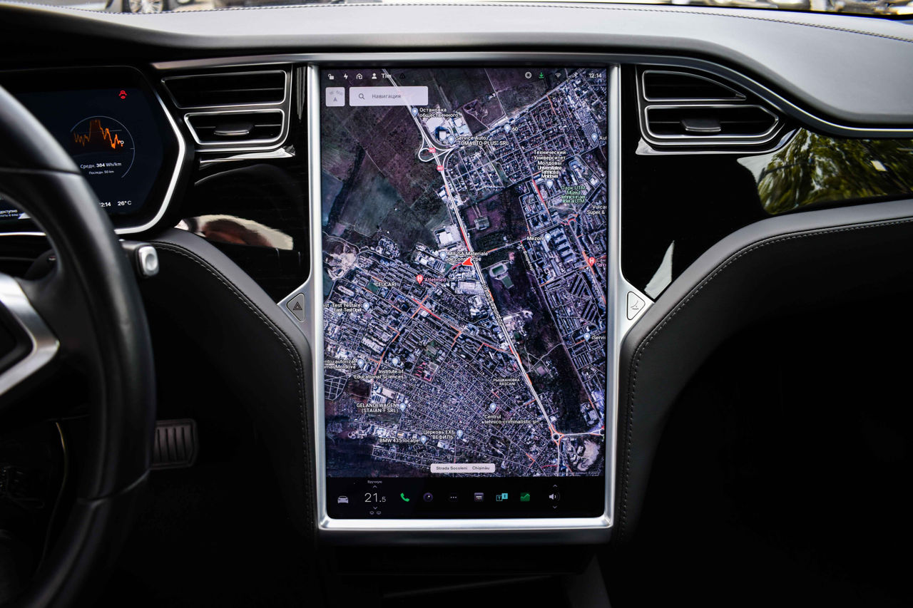 Tesla Model S foto 11