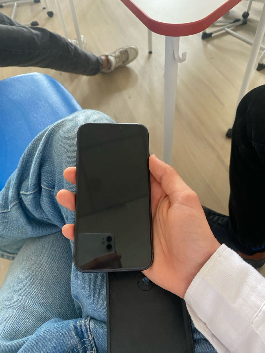 iphone 11 simplu starea pe poze foto 2