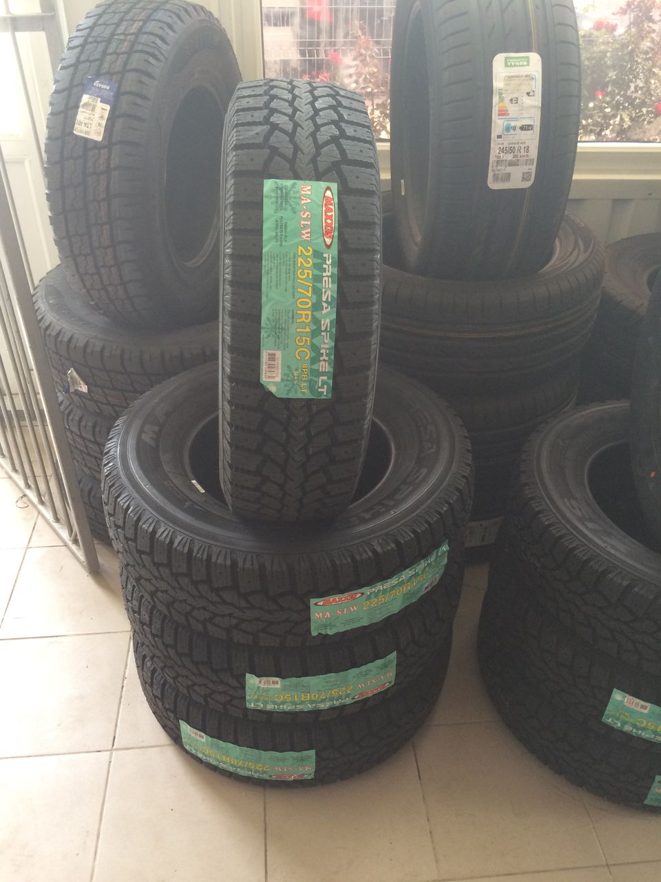 Maxx 225/70 r 15c 195/70 r 15c foto 1