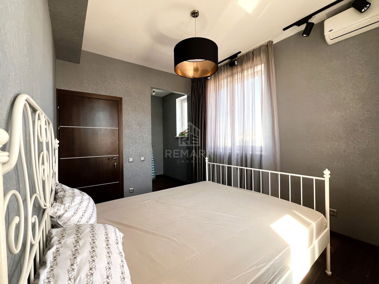 Apartament cu 3 camere, 180 m², Centru, Chișinău foto 9