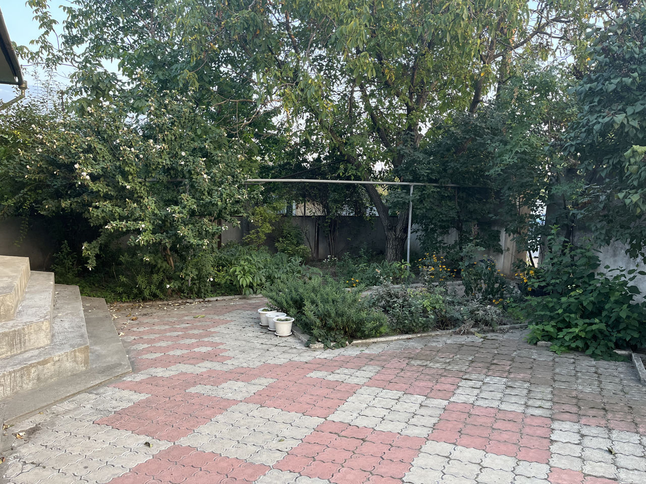 casa in centrul orasului Soroca foto 2