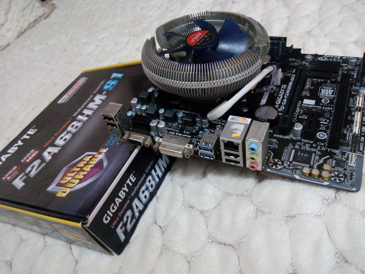 MB+CPU+Cooler socket FM2+