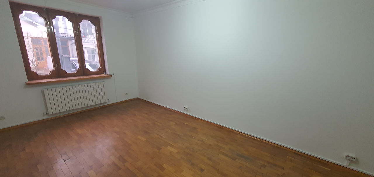 Oficiu in centru.Strada Bucuresti.117m2 169000euro foto 7