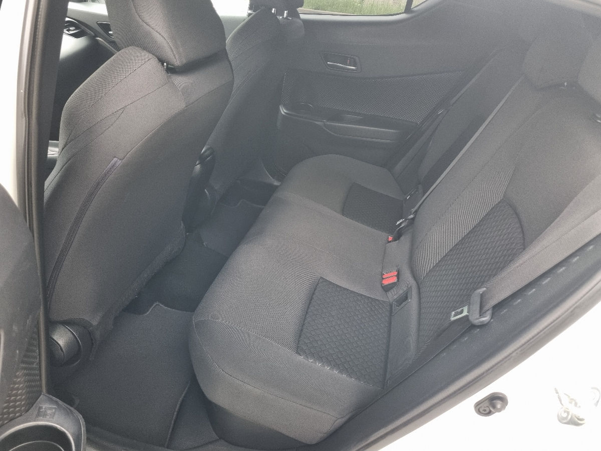 Toyota C-HR 2023 photo 15