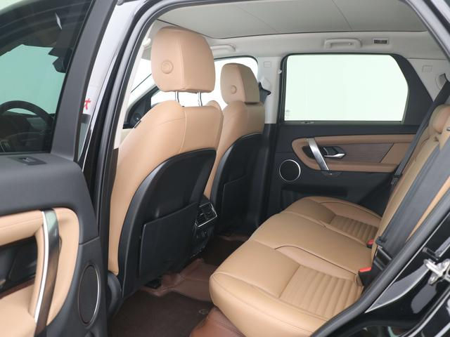 Land Rover Discovery Sport фото 14