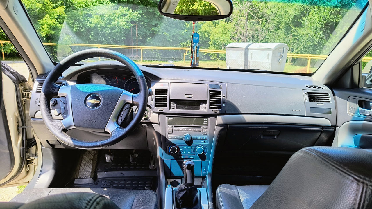 Chevrolet Epica фото 4