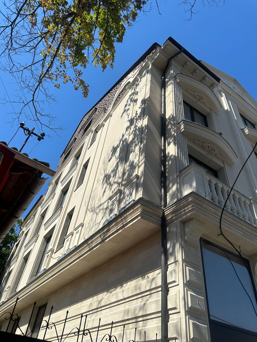 Arenda cladire 1025 m2 / Аренда здания - 1025 кв.м.  foto 2