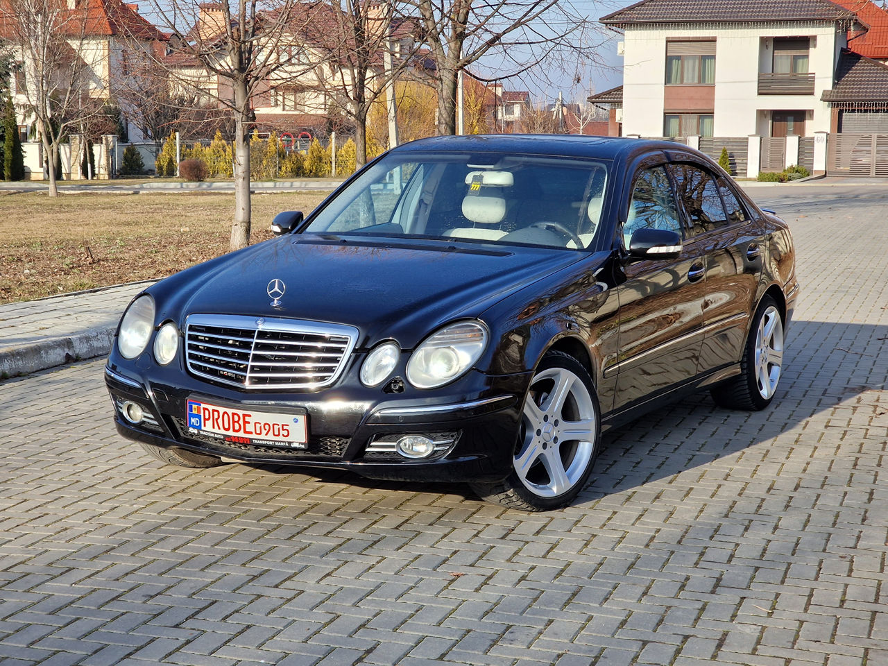 Mercedes E Class foto 1